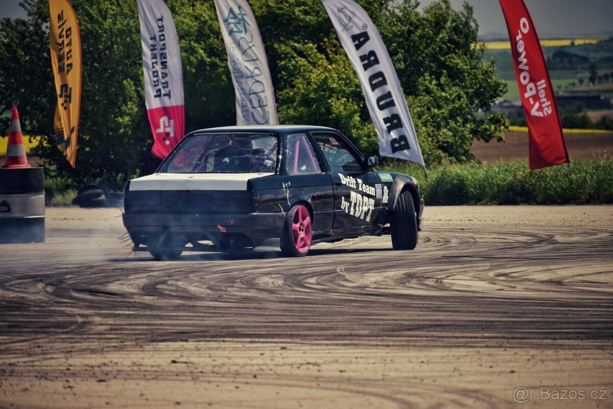BMW E30 drift - 9