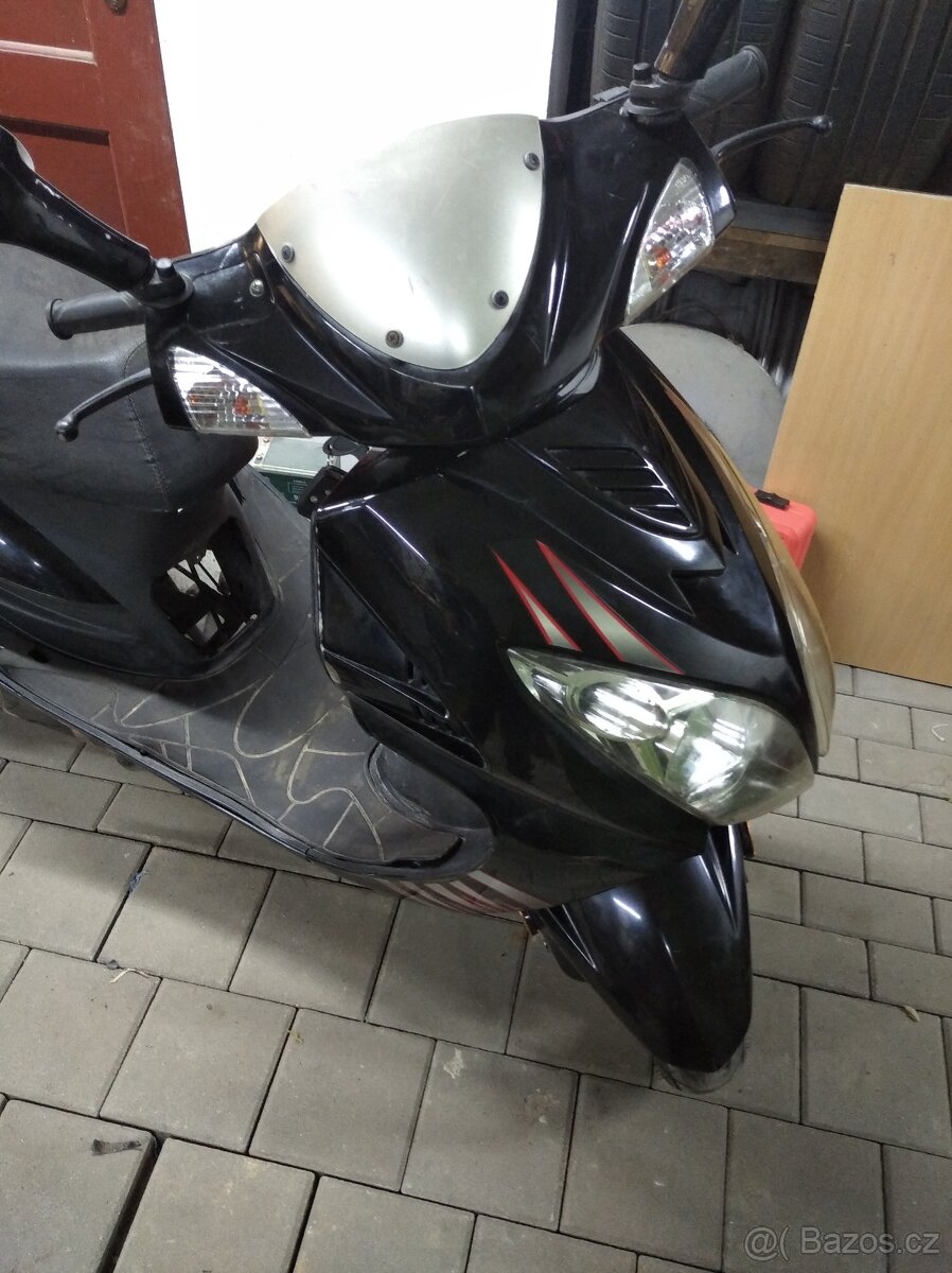 Skútr baotian 50 bez tp na díly pole stavbu přestavbu - 9