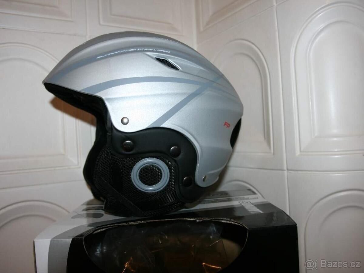 detské lyže atomic 80 cm , hadí kuže , lyžáky - 9