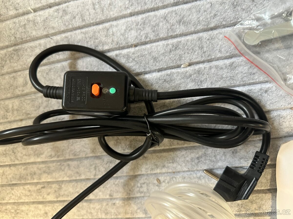 Výkonná elektrická řezačka betonu (524) - 9