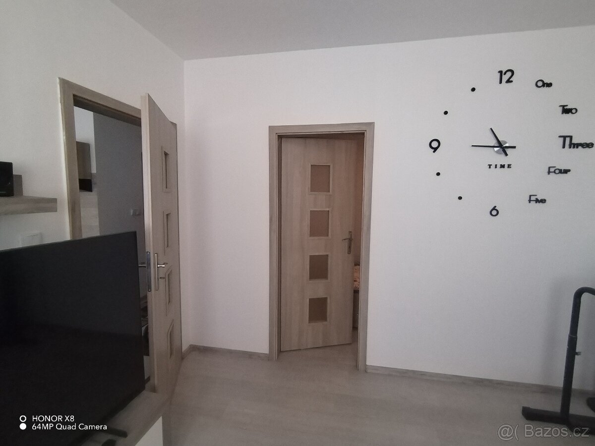 Byt 1+2 v Kraslicích, ul.Pod nádražím ,přechod SRN - 9