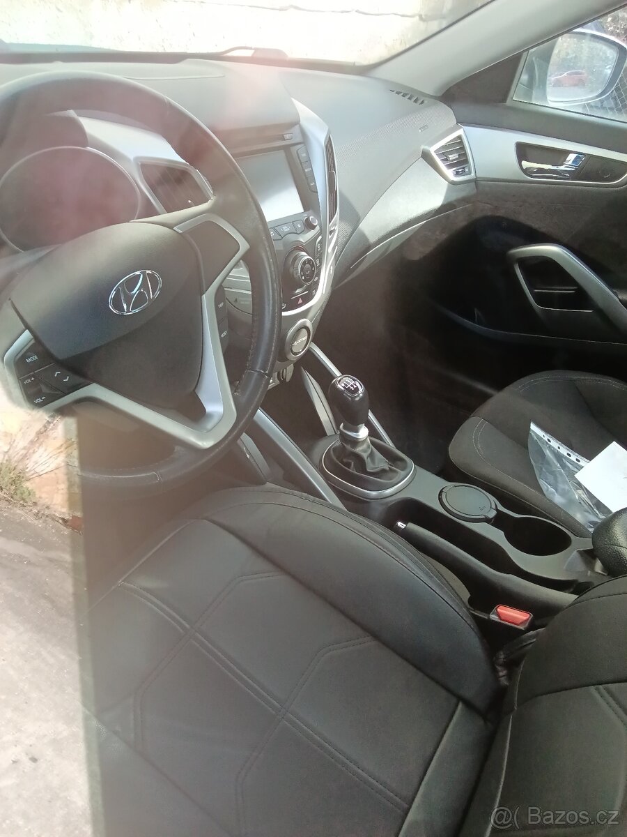 Hyundai Veloster 1.6.GDi - 9