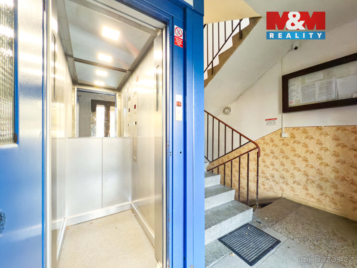 Prodej bytu 2+kk, 37 m², Karviná, ul. Čsl. armády - 9