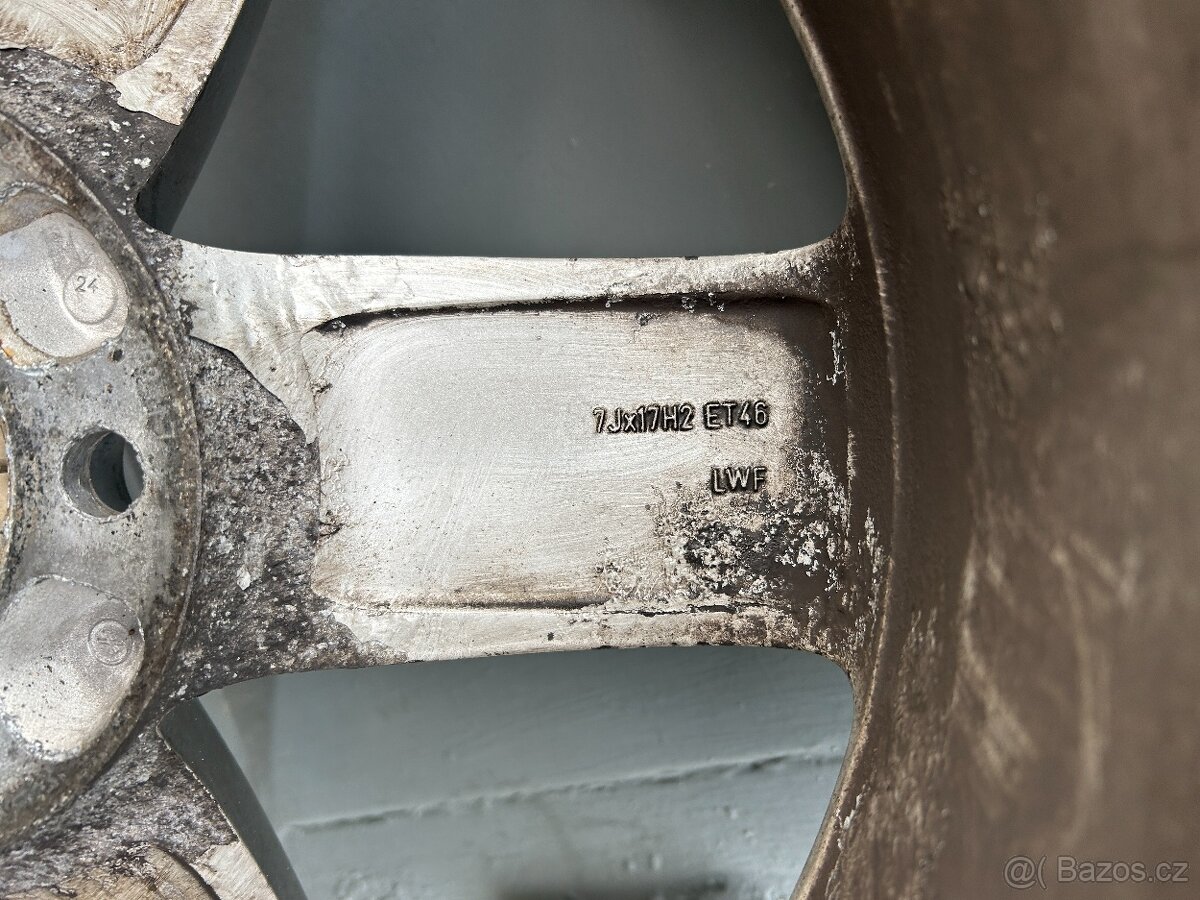 Alu kola R17 5x112 Audi + Zimní pneu 225/50/17 Goodyear - 9