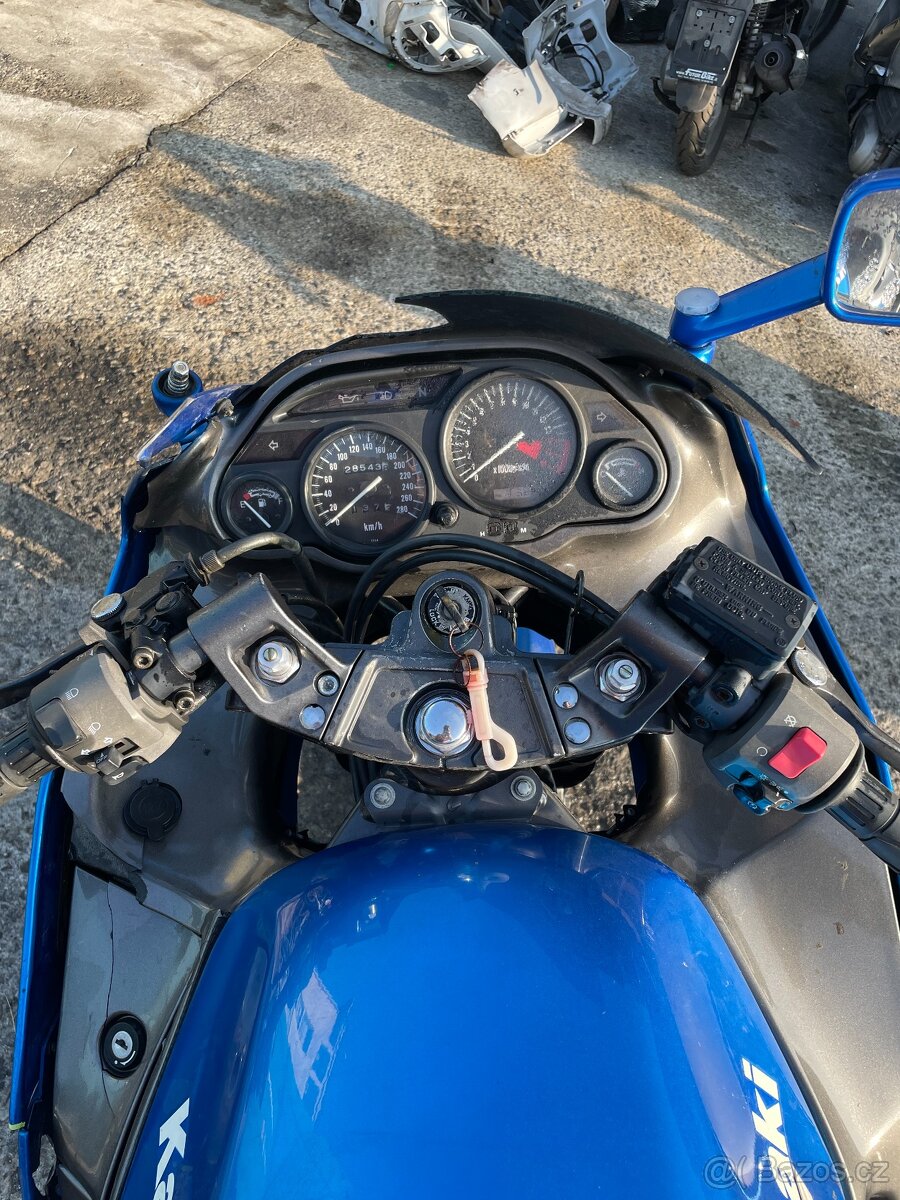 Kawasaki ZZR 600 2001-2005 - 9