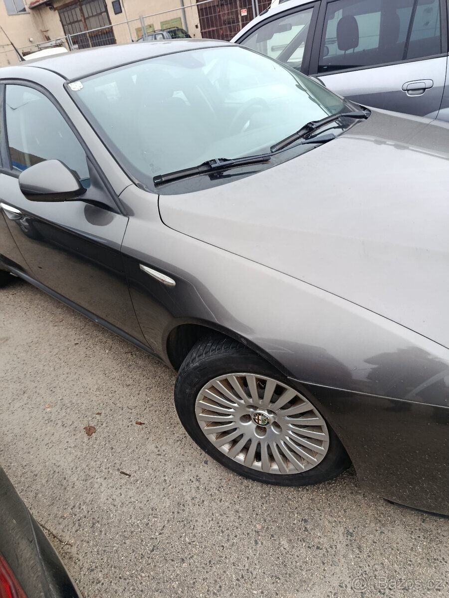 Alfa Romeo 159 .1.9jtd - 9