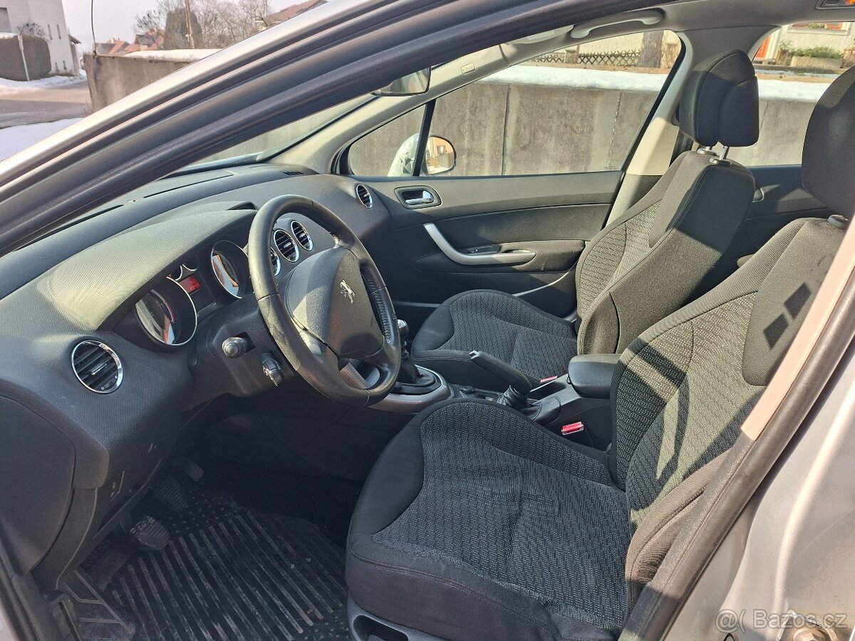 Peugeot 308 1,6HDI 80kw - 9