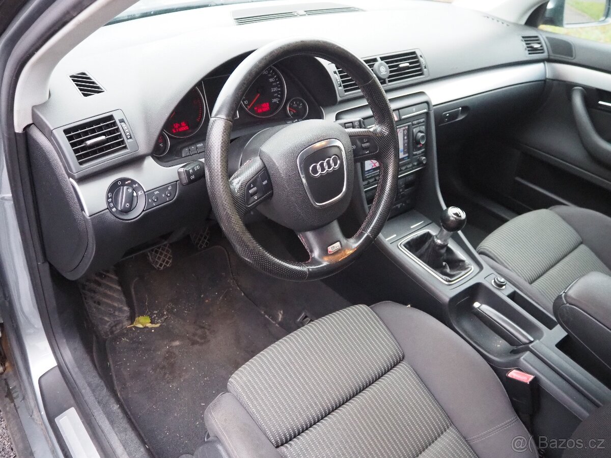 Audi A4 2.0 TDI S-Line - 9