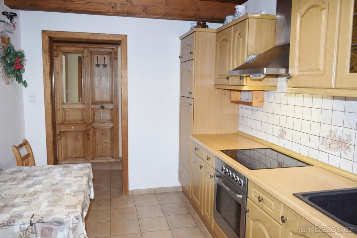Prodej rodinného domu v Kasalicích u Hradce Králové - 9