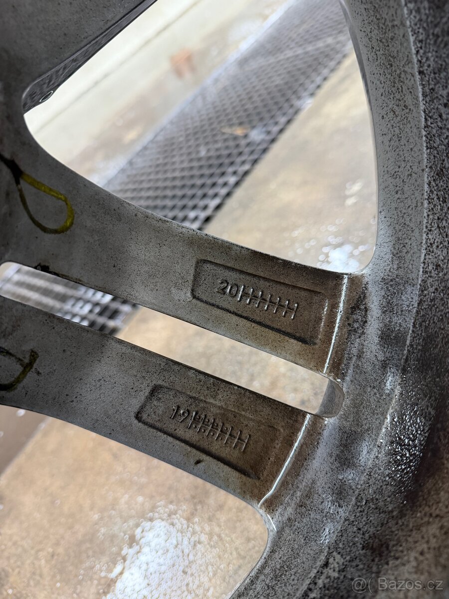 Sada originálních kol Mercedes-Benz GLE Zimní gumy Michelin - 9