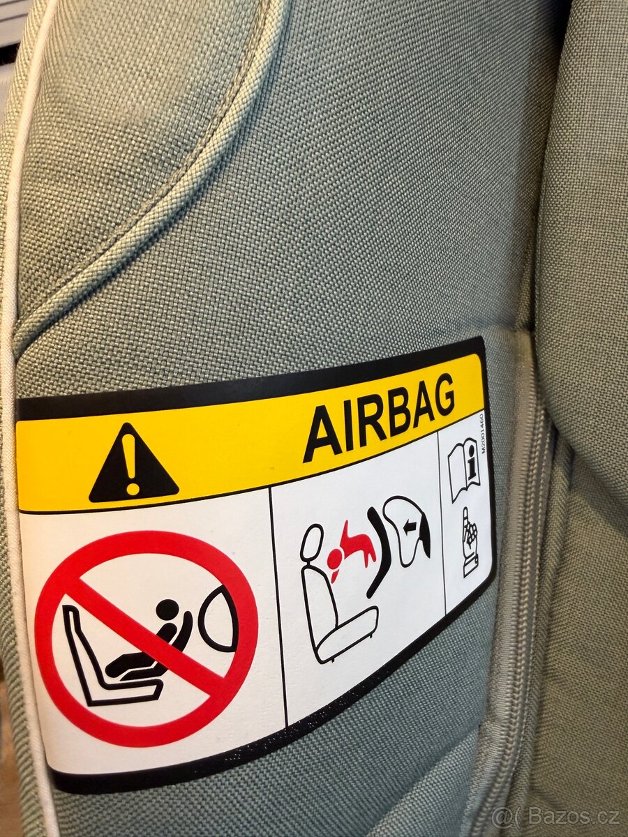 Obousměrná Autosedačka BeSafe iZi Turn i-Size - 9