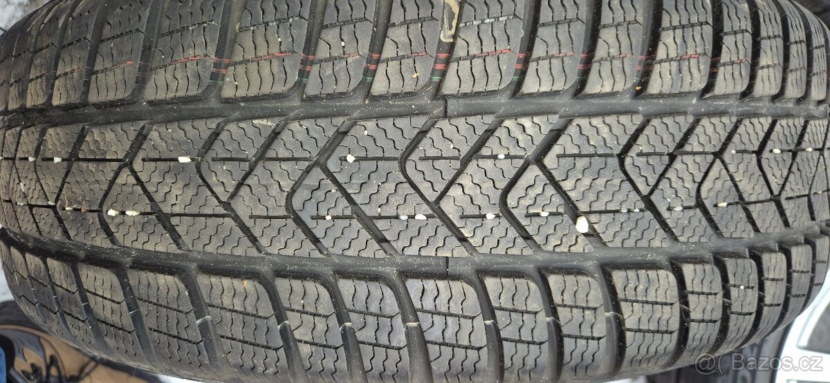 Audi A3 – zimní sada 205/50 R17 • alu 6.5Jx17H2 • 5×112 (ET4 - 9