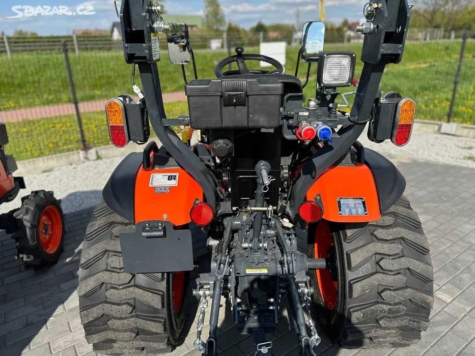 Malotraktor Avenger 26 4x4 - 9