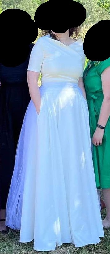 Svatební šaty (sukně + vlečka + vršek) - 9