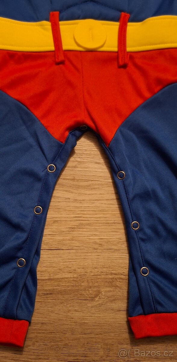 Kostým Supermanka a Superman - 9