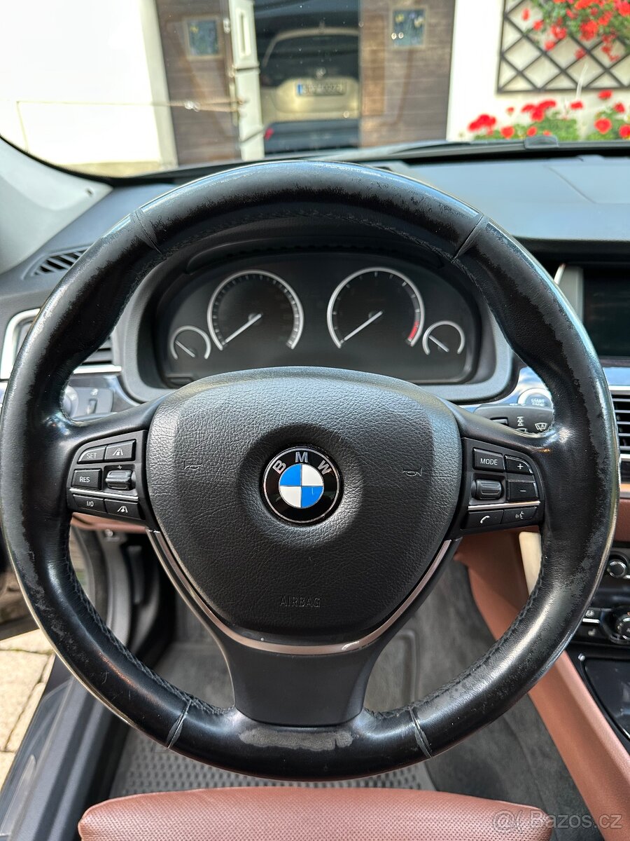 BMW 530d GT xDrive 2012 výborný stav - 9