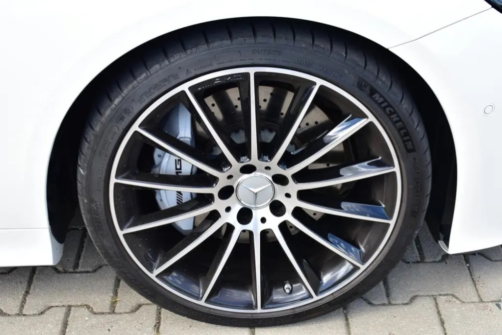 Mercedes-Benz Třídy E, 53 AMG 4M Coupé, Max výbava - 9