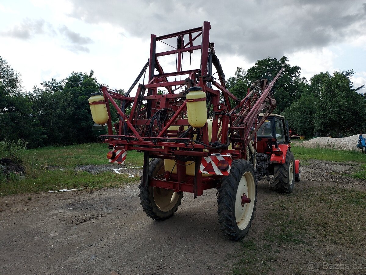 Tažený postřikovač HARDI TZY 1500 1600 12 - 9