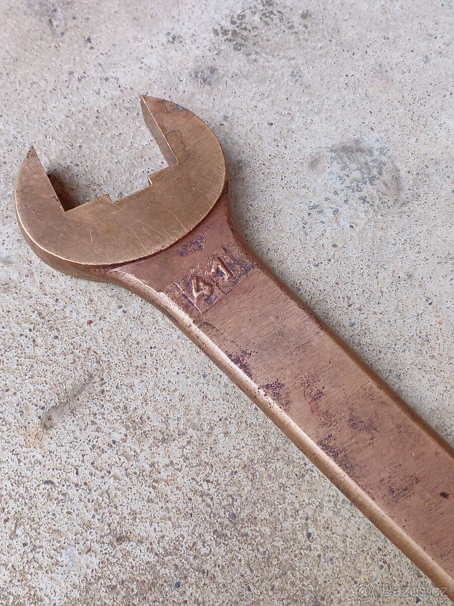 Plochý klíč 36 x 41 bronz - 9