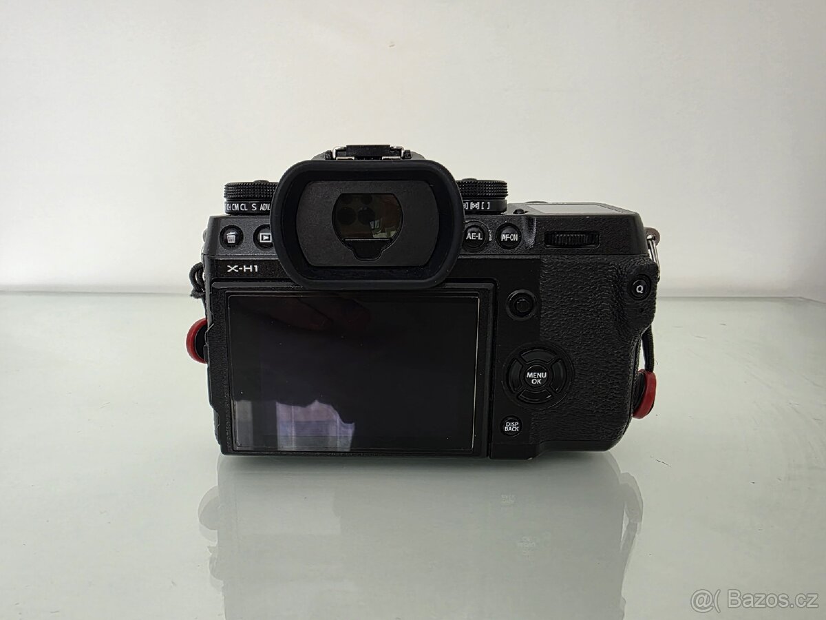 Fujifilm X-H1 + 3 objektivy - 9