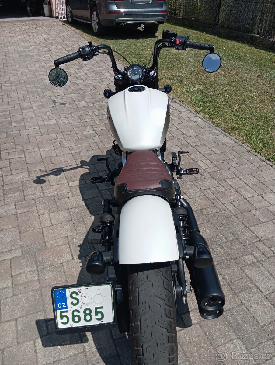 Indian Scout Bobber - 9