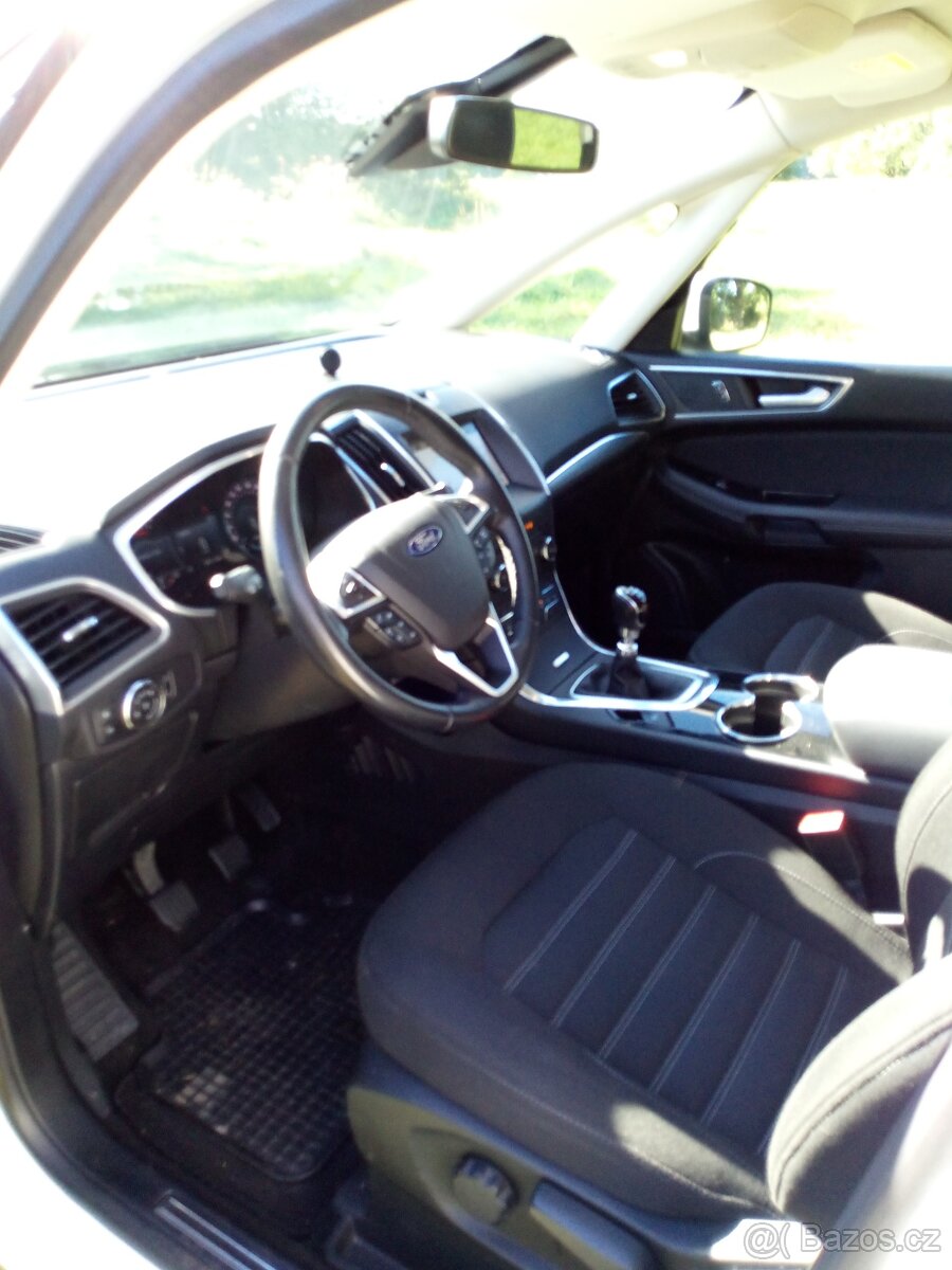 Ford Galaxy 2017 7 míst - 9