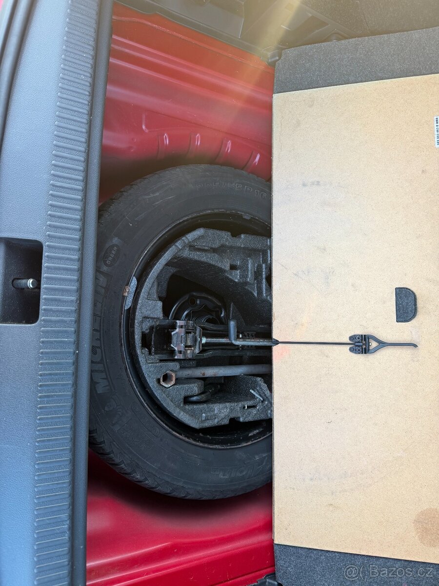 Škoda Octávia 3 kombi facelift - 9