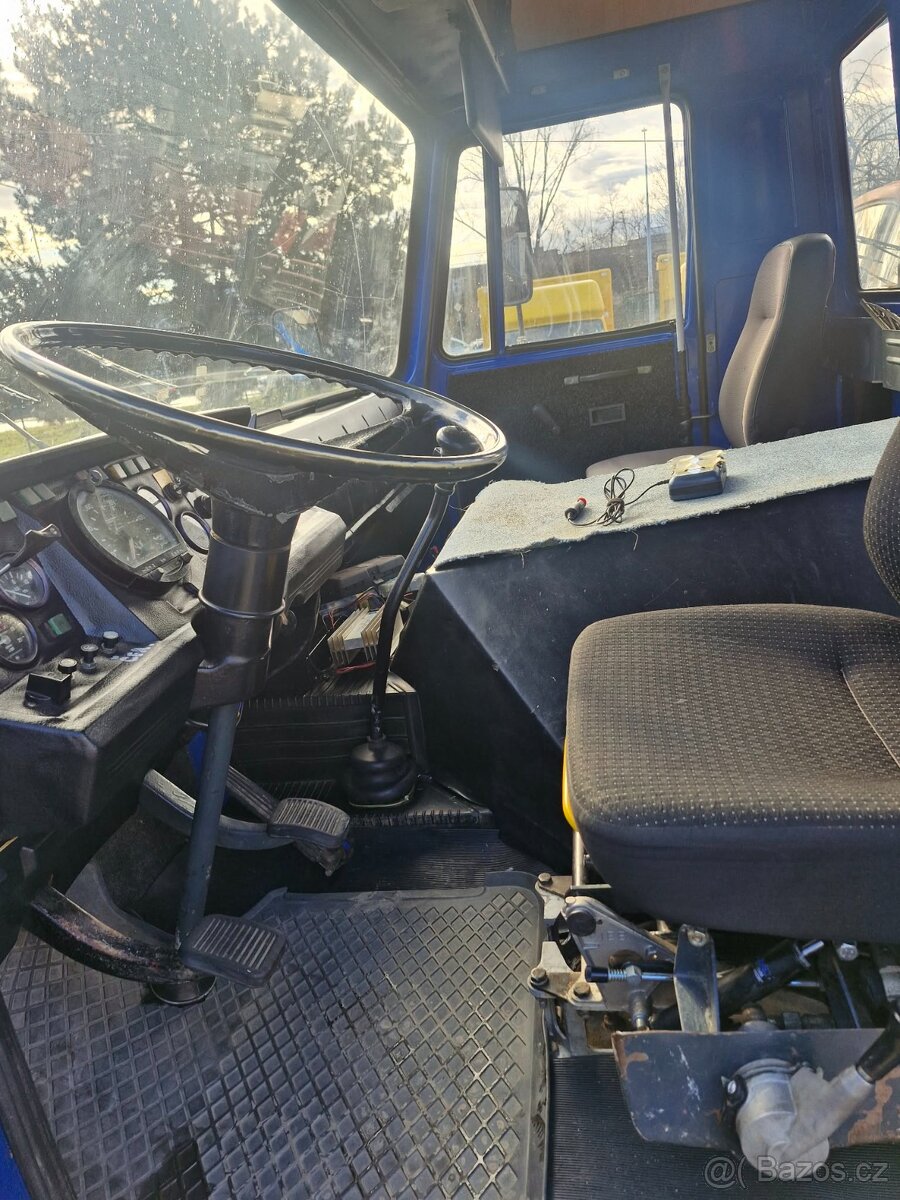 Tatra 815 s hydraulickou rukou - 9