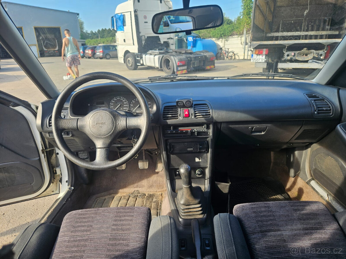 MAZDA 323F 1.8 r.k 1991 - 9