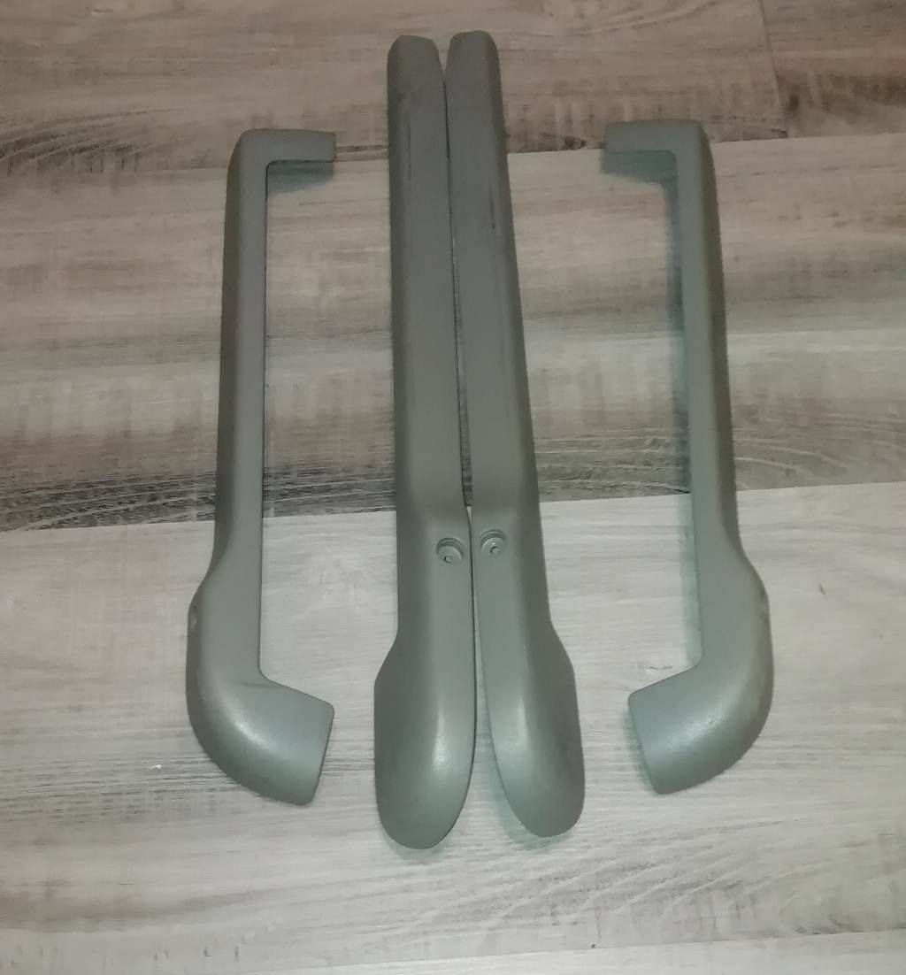 Šedé plasty Golf IV - 9