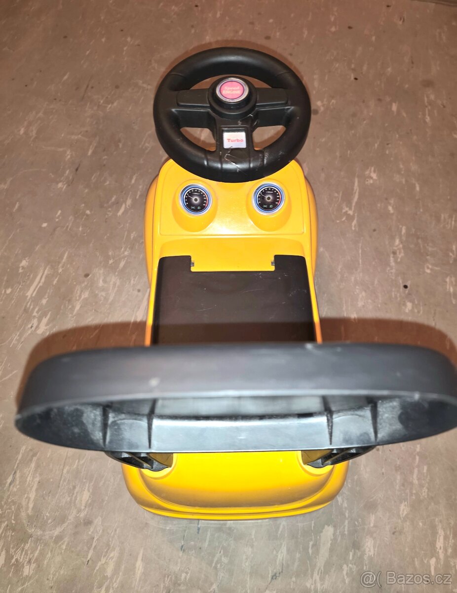 Auto - žluté odrážedlo - 9