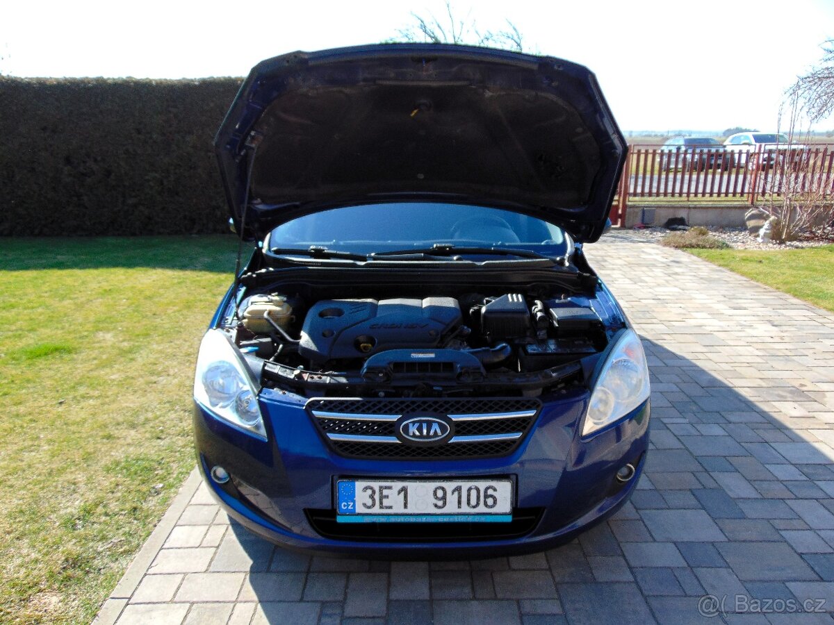 KIA CEED 1.6,PŮVOD ČR,1.MAJ,TAŽNÉ - 9