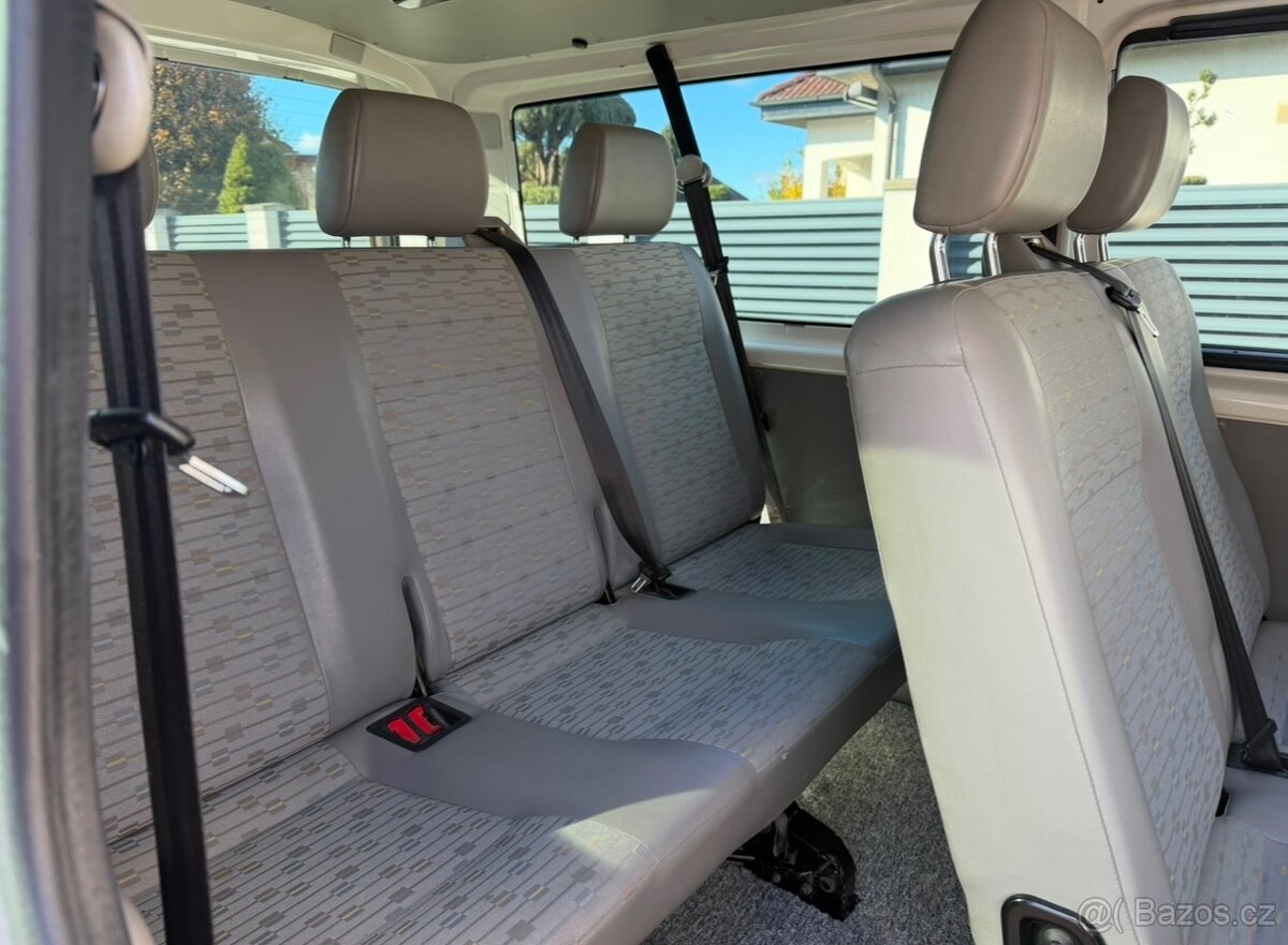 Vw Caravelle 2.0 TDi 103Kw 9-míst long 2011, pěkný stav - 9