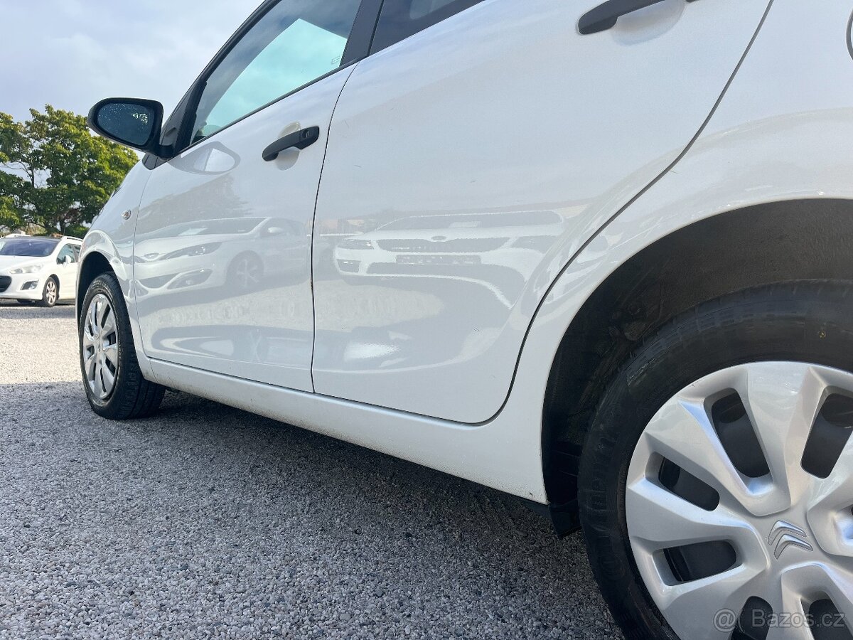 Citroen C1 1.0i 51kw, 1. majitel - 9