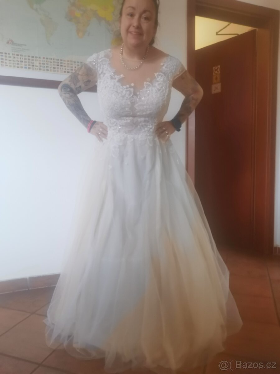 Svatebni šaty Brno-Hustopeče - 9