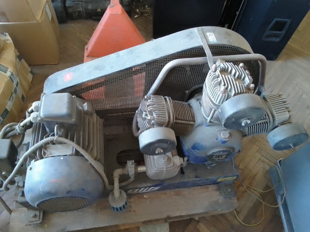 Pìstový kompresor - 9