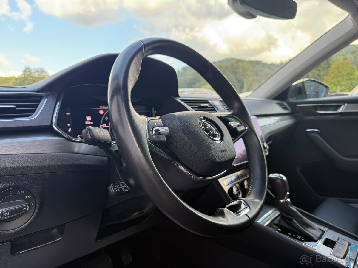 Škoda SUPERB TDi EVO DSG MATRIX VIRTUAL KŮŽE KAMERA TAŽNÉ - 9