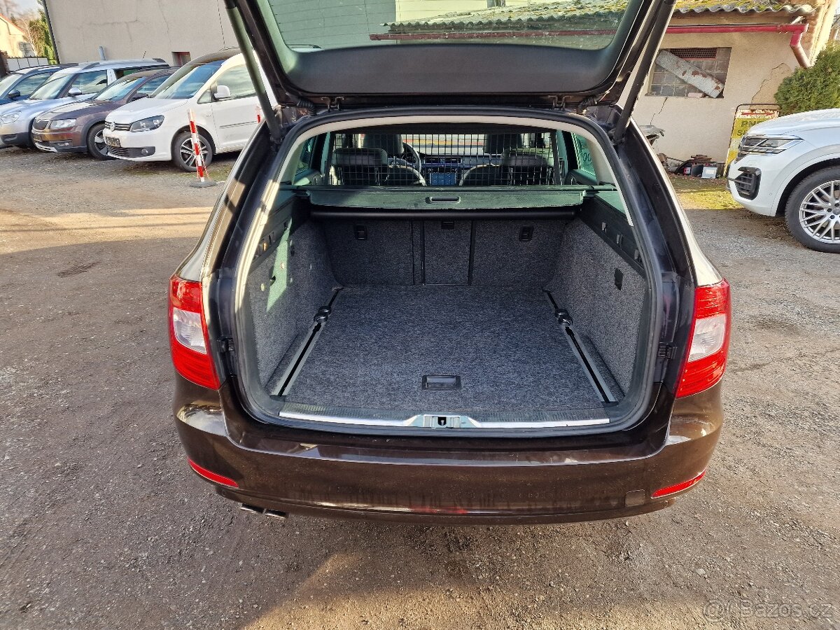 Škoda Superb 2,0TDI 125KW ELEGANCE - 9