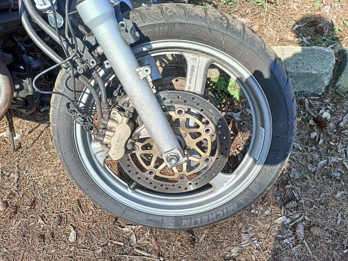 Honda xl 1000 Varadero - 9