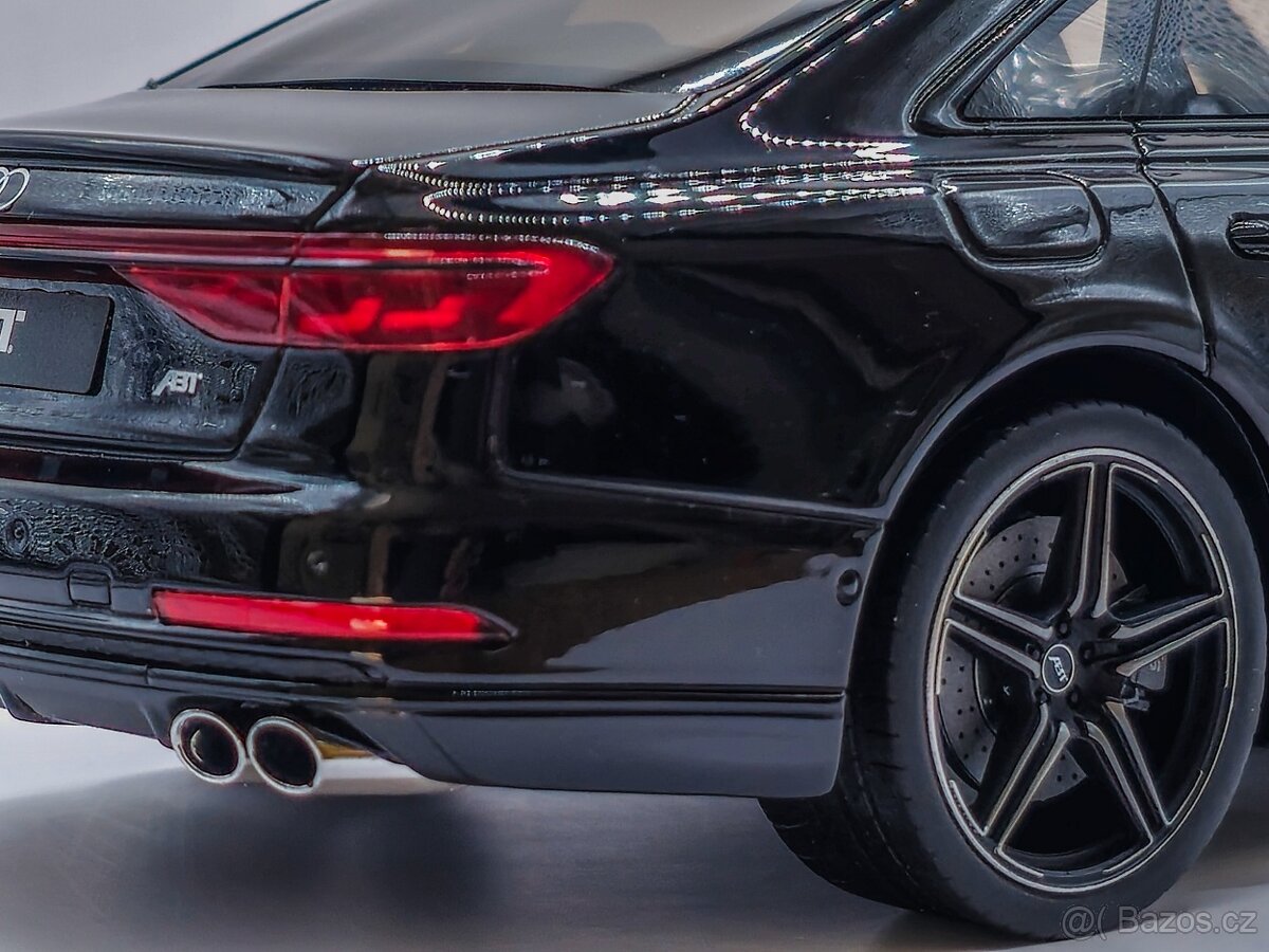 Audi S8 1:18 GT Spirit černá - 9