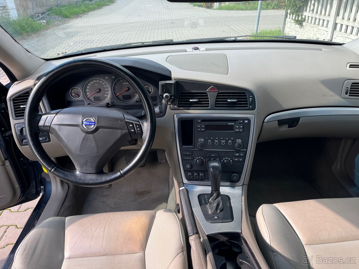 Volvo S60 2.4 D5 136kW - díly z vozu - 9