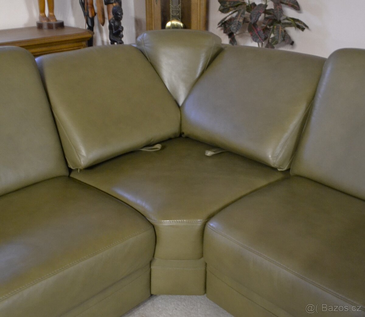 Kožená, rohová sedací souprava do tvaru "U". - 9