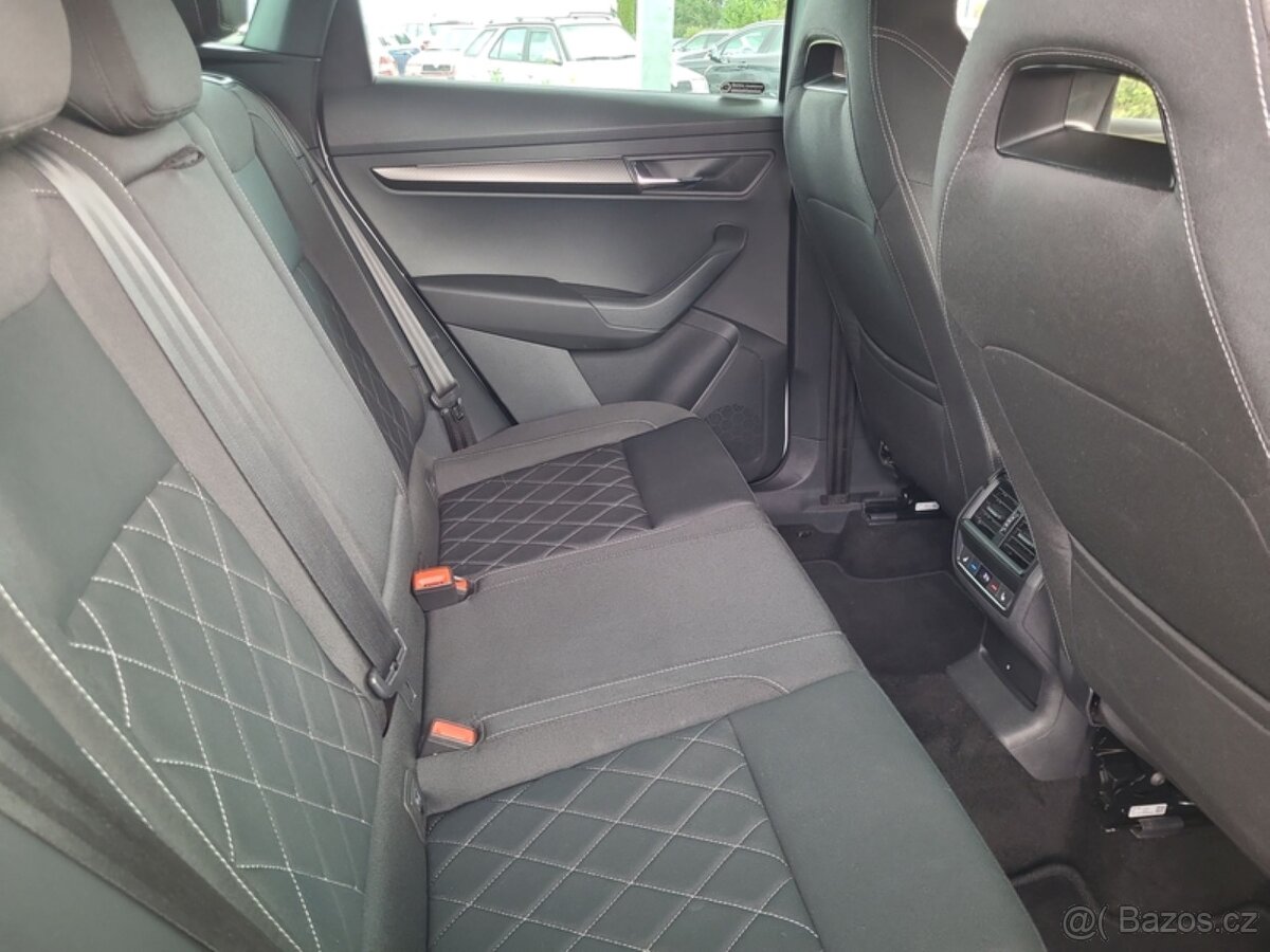 Škoda Karoq 2.0 TSi/140kW 4x4 DSG Sportline - 9