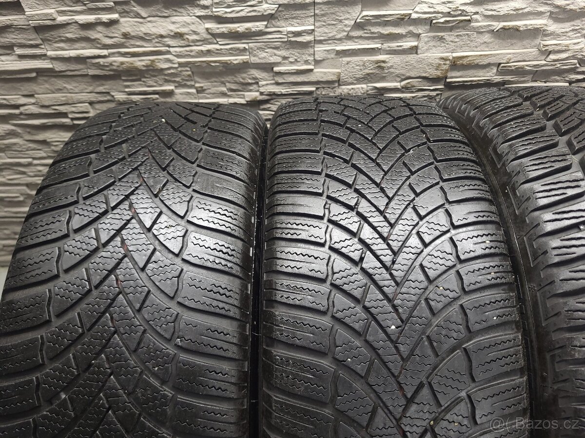 17" Originál VW Gavia 5x112 zimni pneu 5-7mm - 9