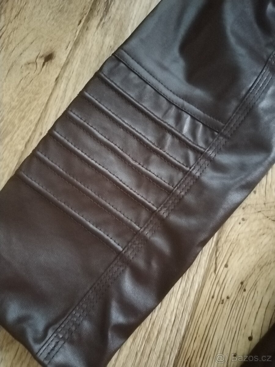 Dámská bunda z umělé kůže hnědá - 9