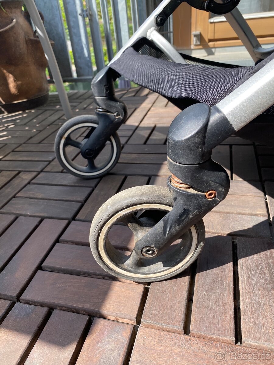 Skládací kočárek cybex - 9