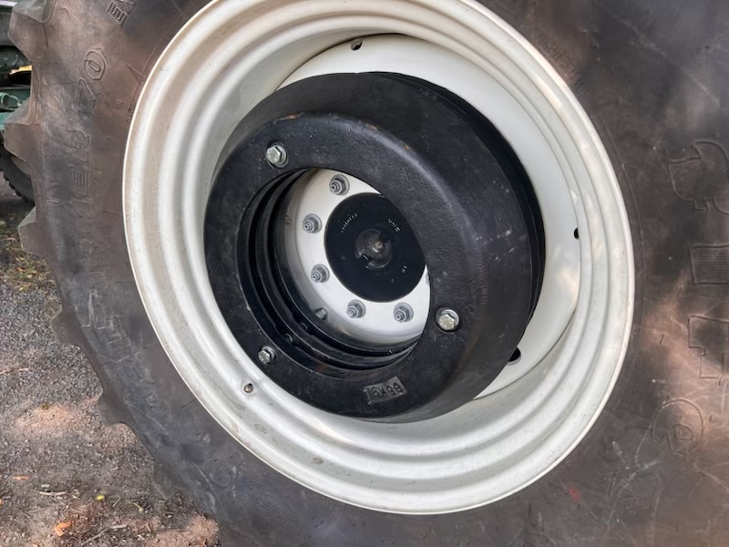 závaží do kol pro traktor New Holland - 9