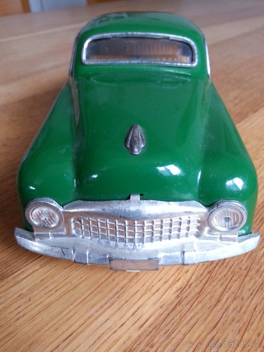 Plechové autíčko - 9