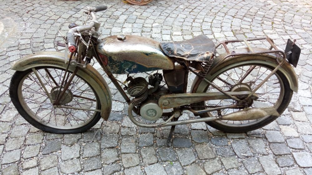 Motocykl MR. 40 léta. - 9