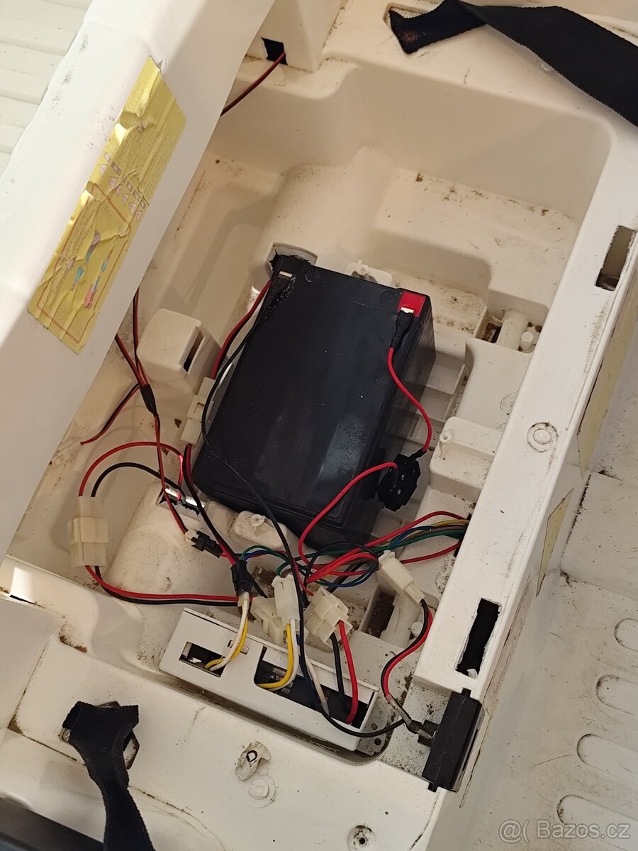 Dětské elektrické auto FORD RANGER - 9